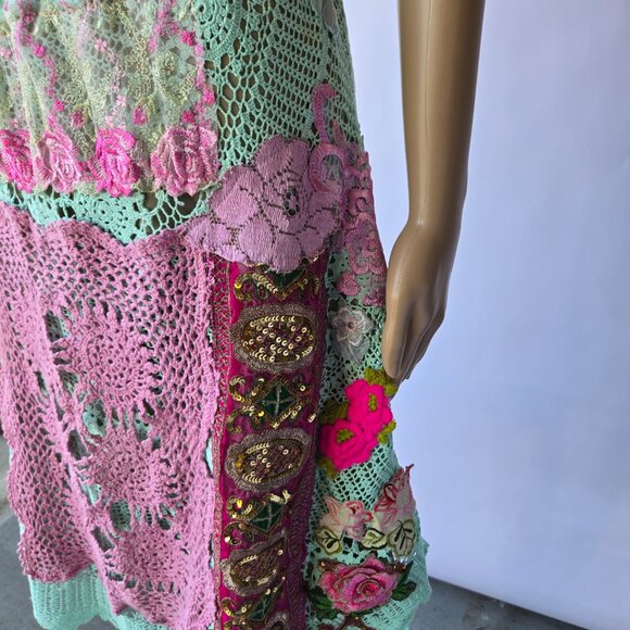 Mint Green Crochet & Embroidered Skirt | Roselani Jasmin | Size Medium - Picture 5 of 11